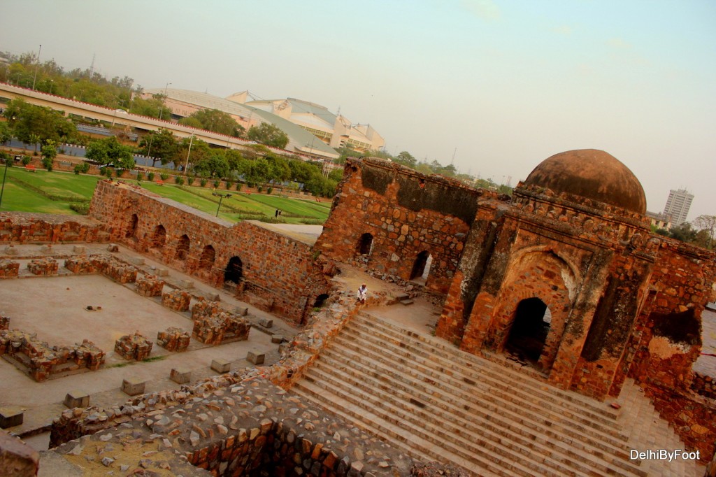 Gateway of Jami Masjid inside Ferozshah Kotla fort